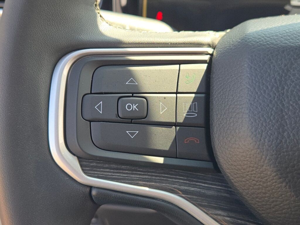 2022 Jeep Wagoneer Series III photo 31
