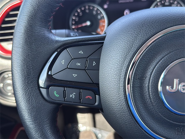2022 Jeep Renegade Trailhawk photo 13