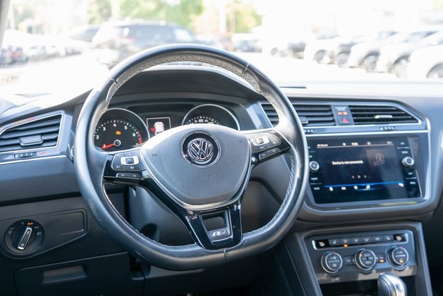 2021 Volkswagen Tiguan SE R-Line Black photo 14