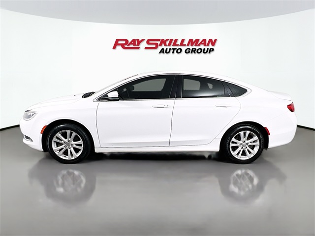 2015 Chrysler 200 Limited photo 4