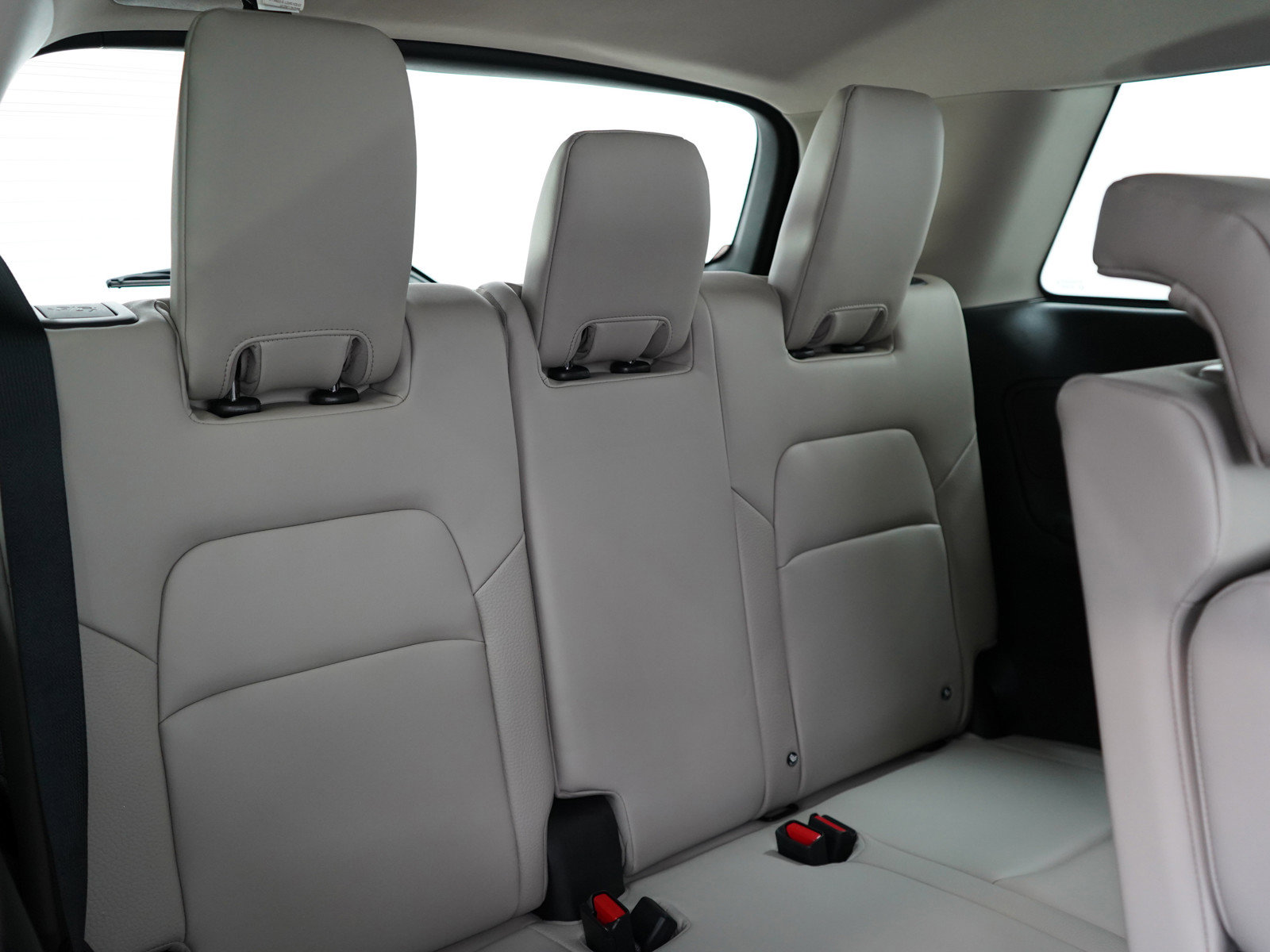 2022 Nissan Pathfinder SL photo 11