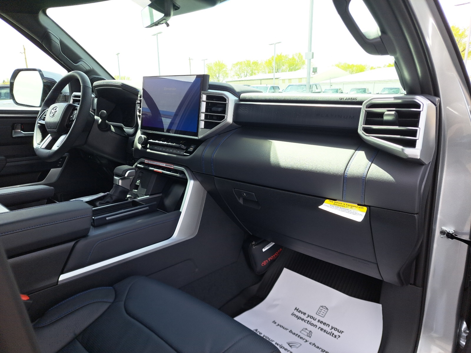 2025 Toyota Tundra Platinum CrewMax photo 29