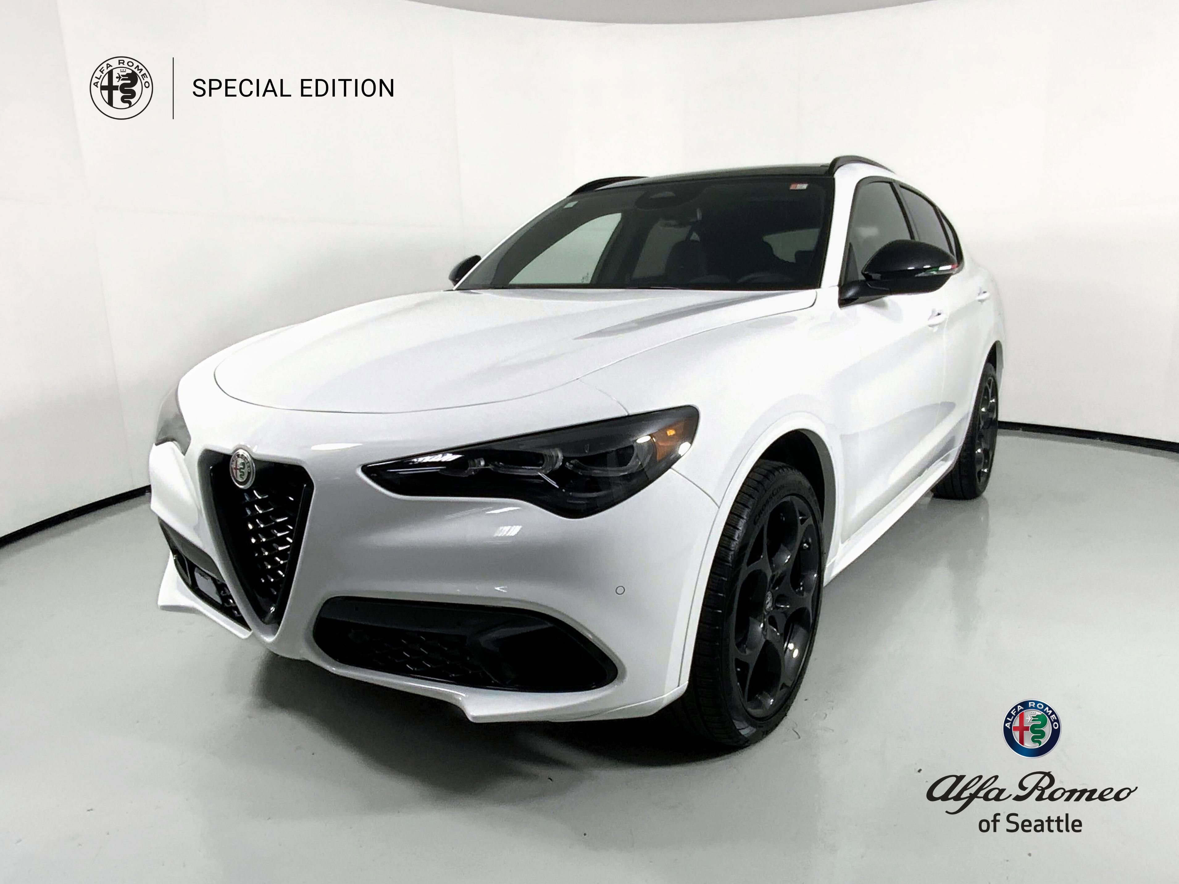 2025 Alfa Romeo Stelvio Special Edition's photo