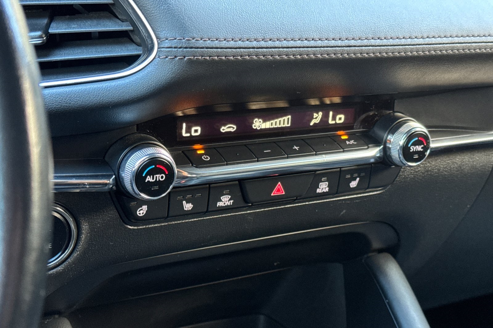 2021 Mazda Mazda3 Premium Plus photo 17