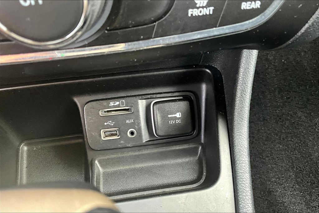 2016 Jeep Cherokee Latitude photo 15