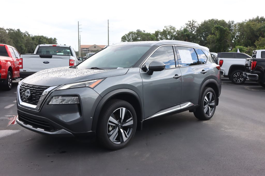 2023 Nissan Rogue SL photo 3