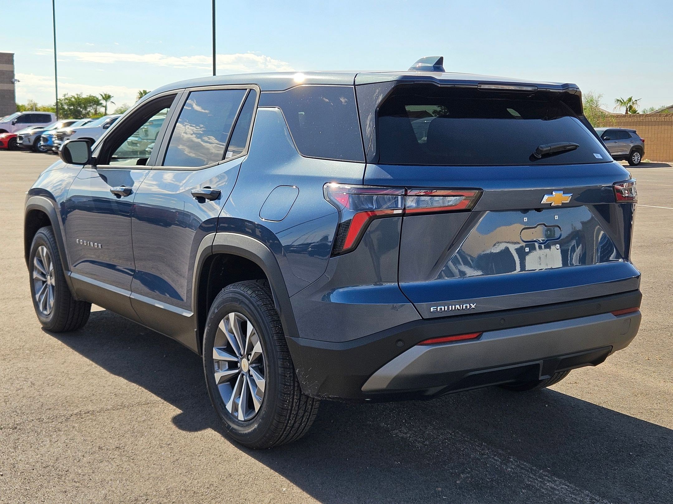2026 Chevrolet Equinox LT photo 3