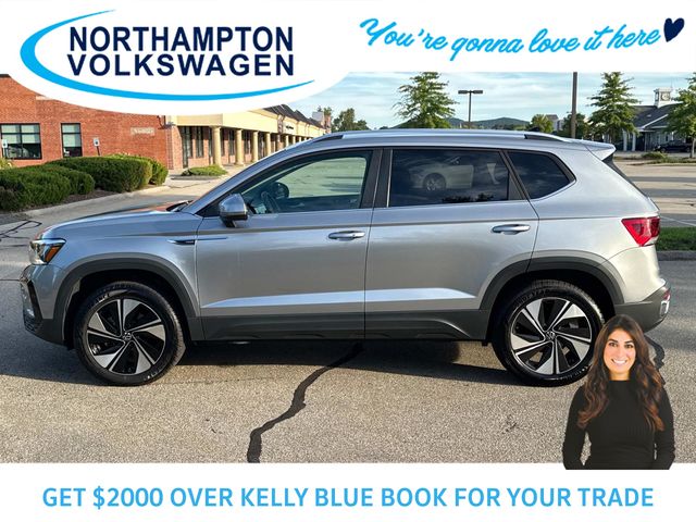 2024 Volkswagen Taos SE photo 7