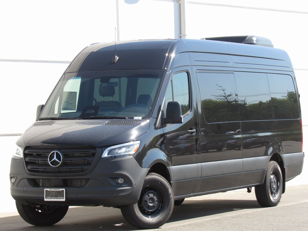 2025 Mercedes-Benz Sprinter Passenger Van Base's photo
