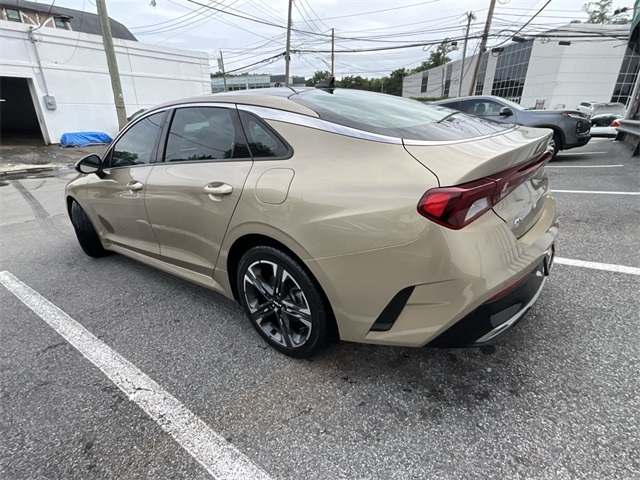 2022 Kia K5 EX photo 3