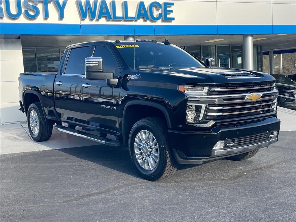 2023 Chevrolet Silverado 3500HD High Country's photo