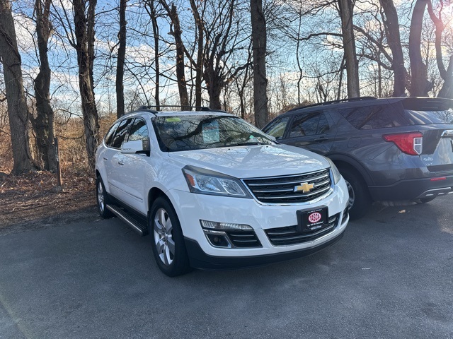 2014 Chevrolet Traverse LTZ's photo