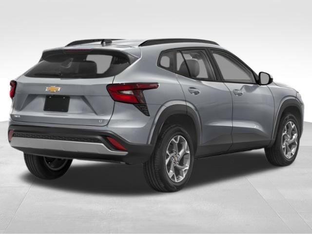 2024 Chevrolet Trax LS photo 2