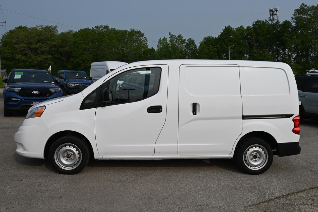 2021 Nissan NV200 S photo 2
