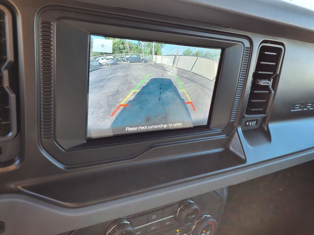 2023 Ford Bronco Base photo 18