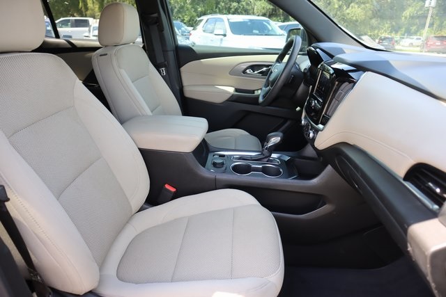 2022 Chevrolet Traverse LS photo 25