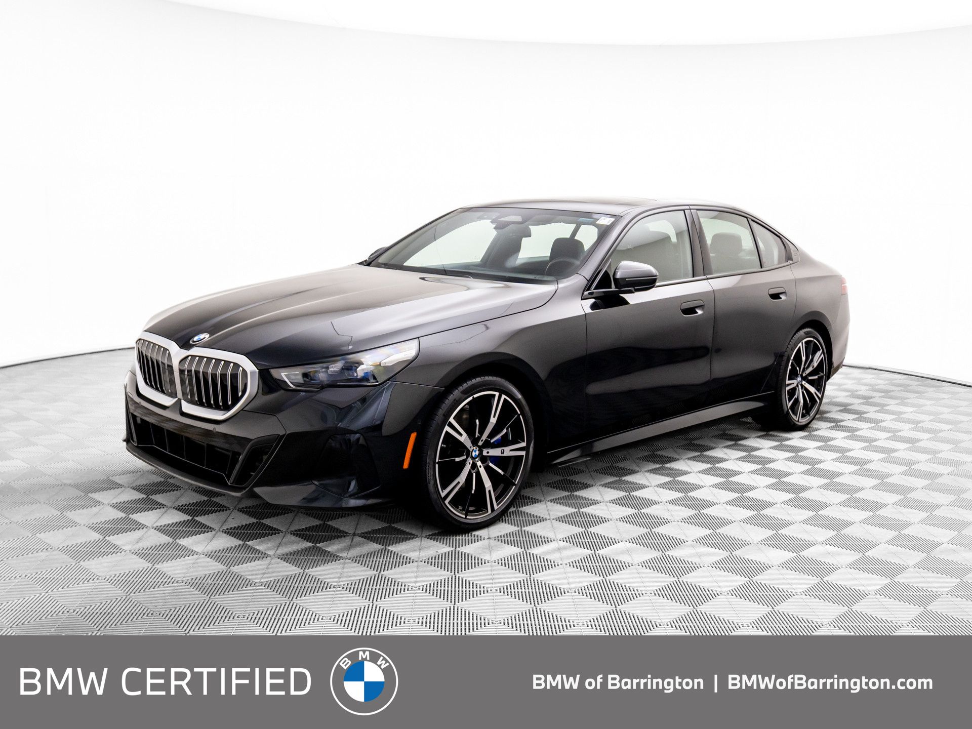 2024 BMW 5 Series 530i's photo