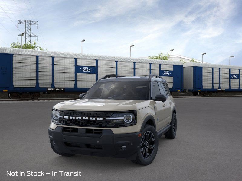 2025 Ford Bronco Sport Outer Banks photo 2