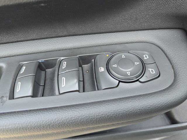 2022 Gmc Terrain SLE photo 2