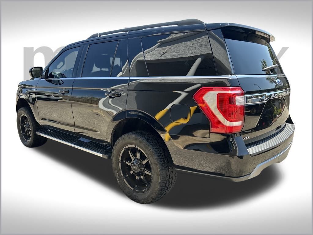 2018 Ford Expedition XLT photo 2