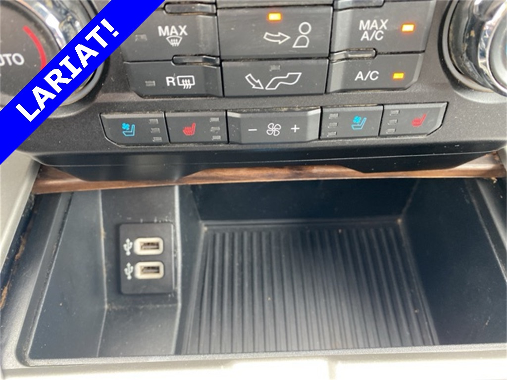 2020 Ford F-150 Lariat photo 28