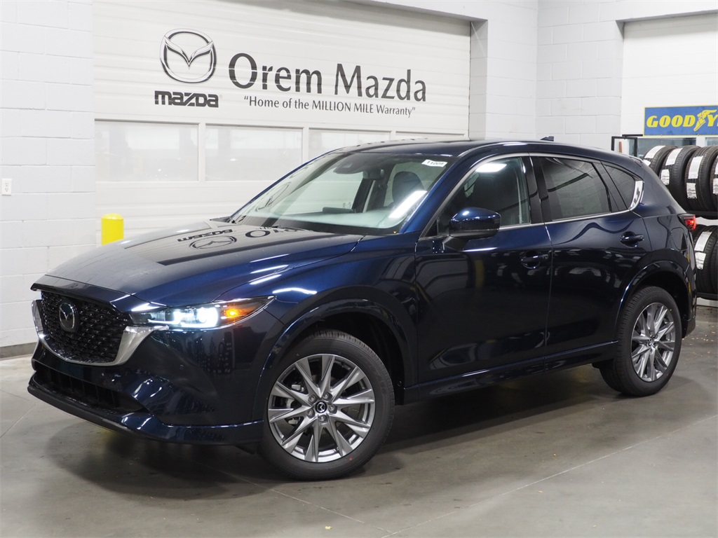2025 Mazda CX-5 S Premium Plus package's photo