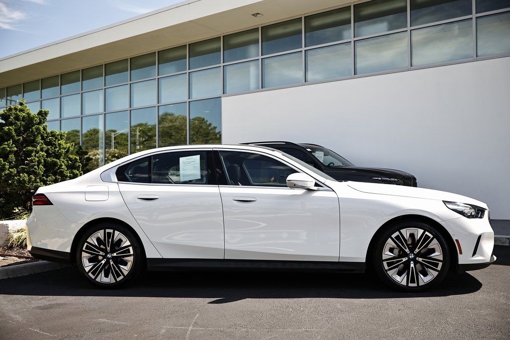 2024 Bmw 530i photo 3