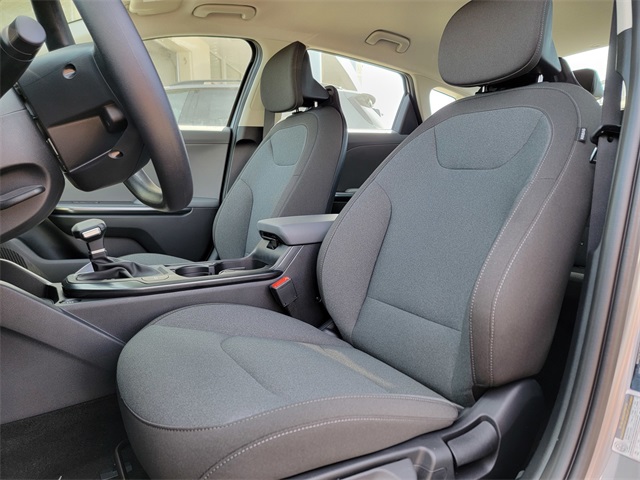 2025 Kia K4 LXS photo 12