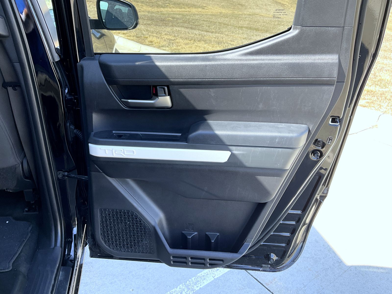 2024 Toyota Tacoma TRD Off-Road photo 18