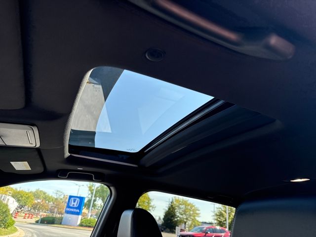 2023 Honda CR-V Hybrid Sport Touring photo 13