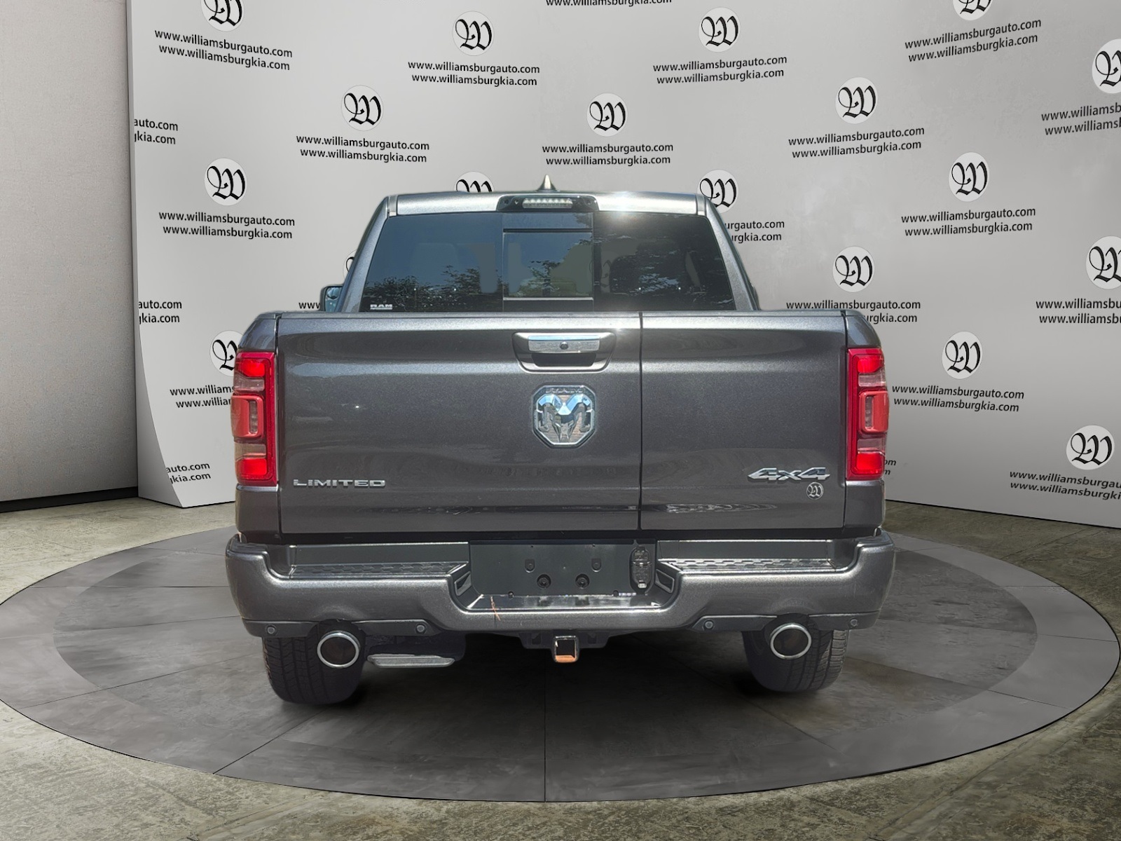 2021 Ram 1500 Limited photo 3