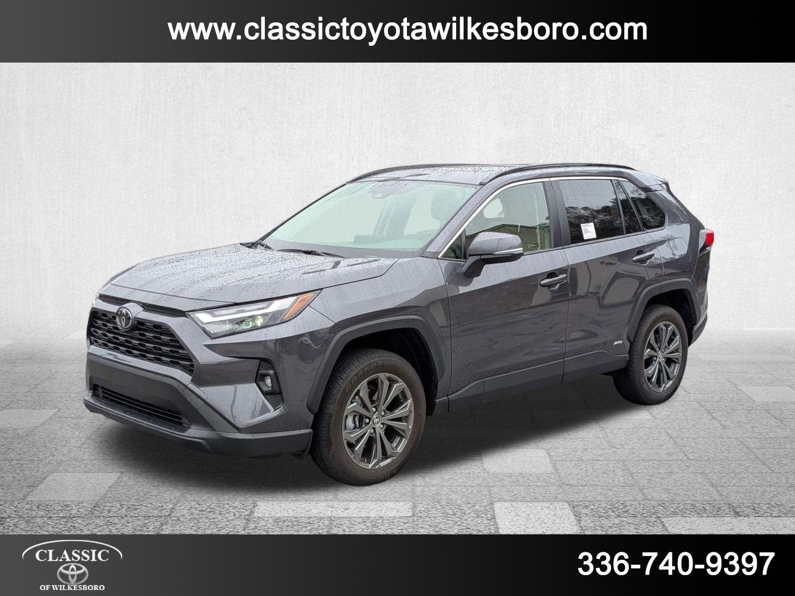 2025 Toyota RAV4 XLE Premium's photo
