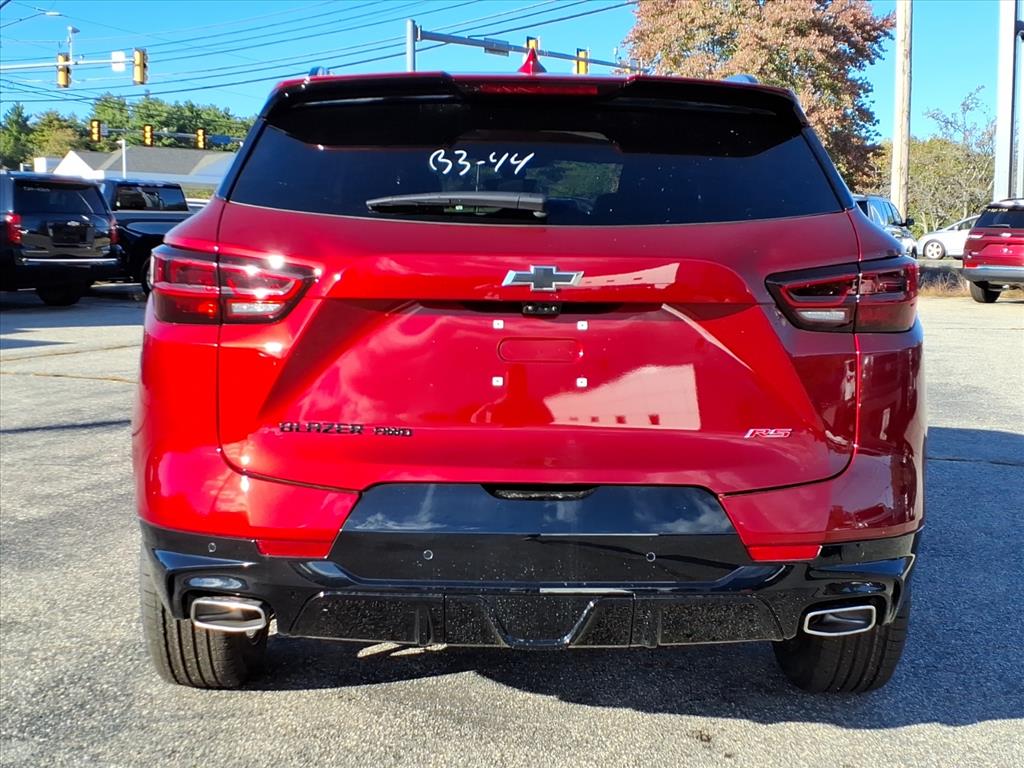 2025 Chevrolet Blazer RS photo 4
