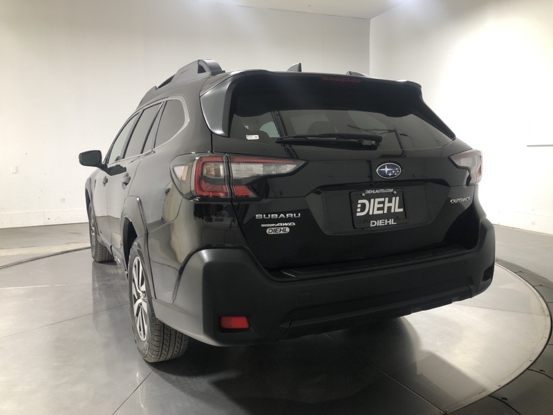 2025 Subaru Outback Premium photo 3
