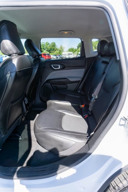 2022 Jeep Compass Latitude photo 5