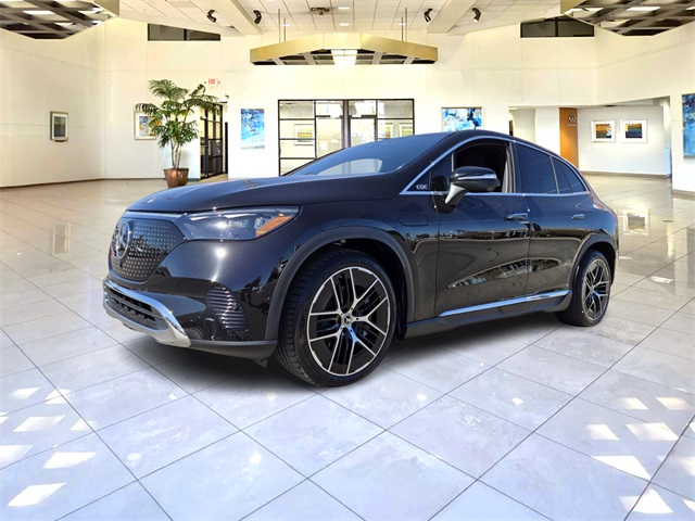 2024 Mercedes Benz EQE SUV 350 photo 3