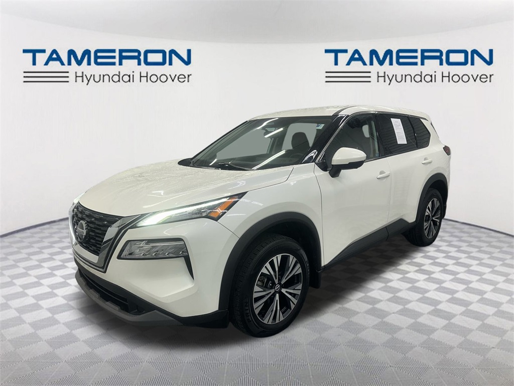 2021 Nissan Rogue SV's photo