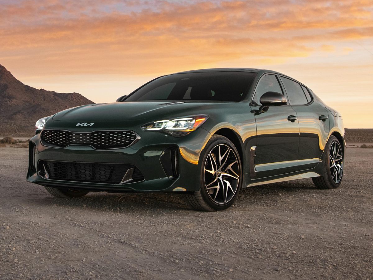 2023 Kia Stinger GT2's photo