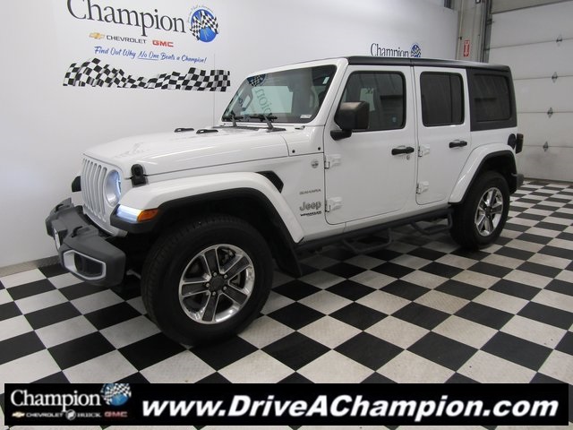2021 Jeep Wrangler Unlimited Sahara photo 8