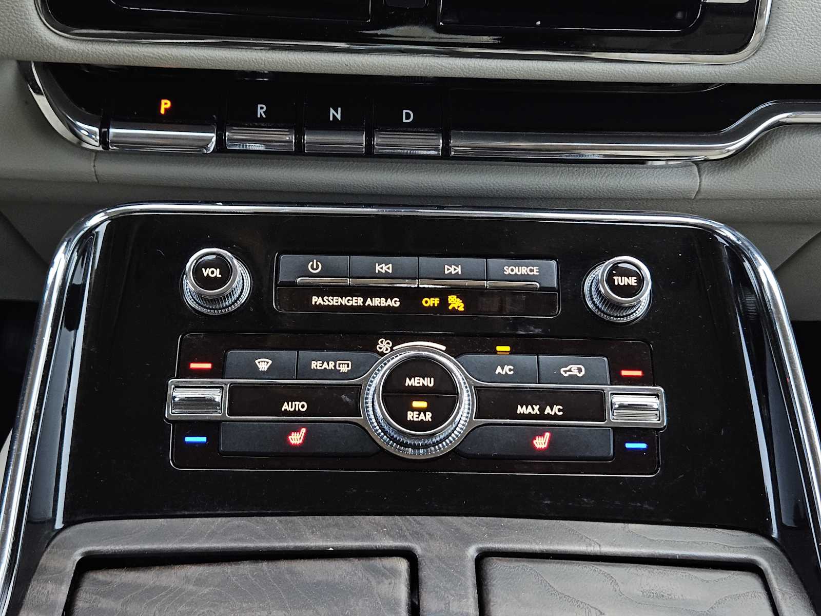 2019 Lincoln Navigator Select photo 15