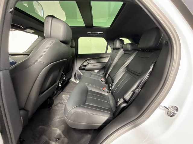 2025 Land Rover Range Rover Sport SE photo 9