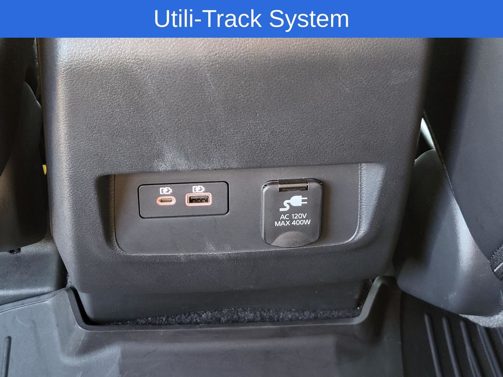 2024 Nissan Frontier PRO-4X photo 12