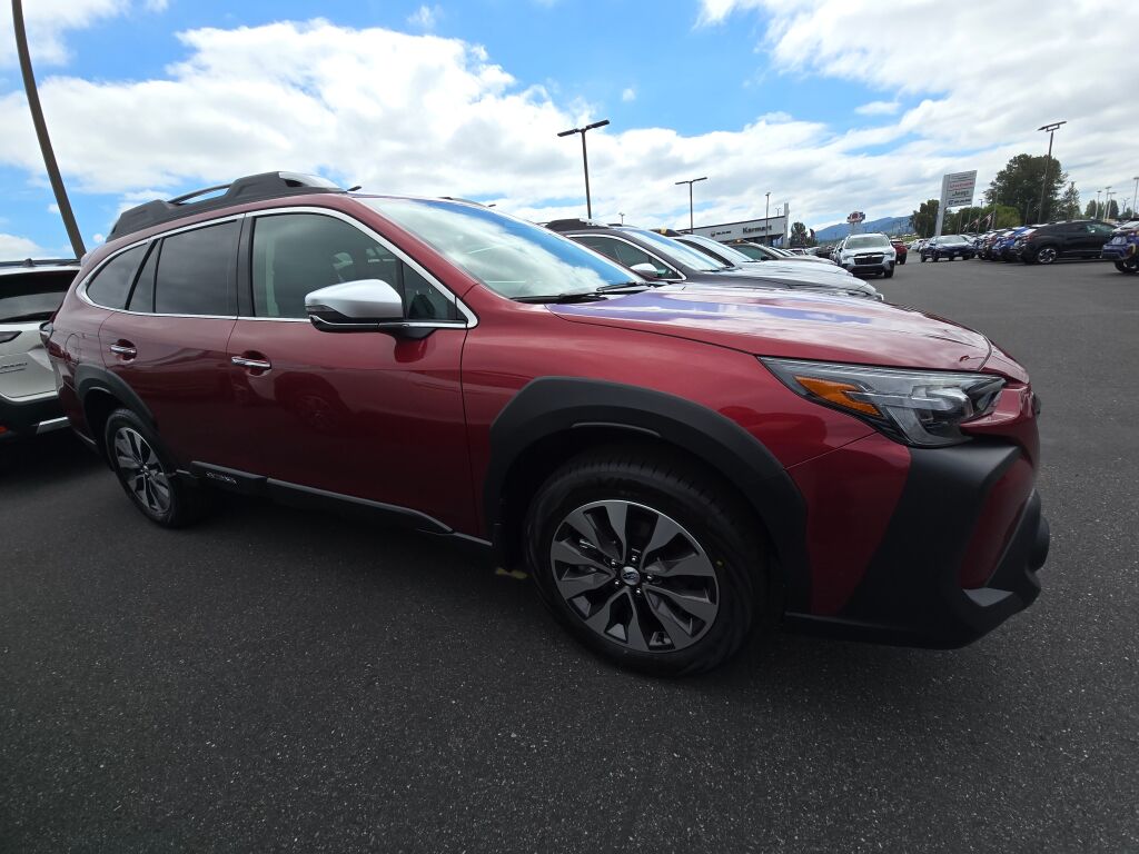 2025 Subaru Outback Touring photo 2