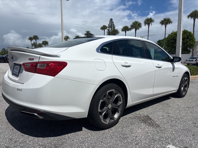 2019 Chevrolet Malibu RS photo 3