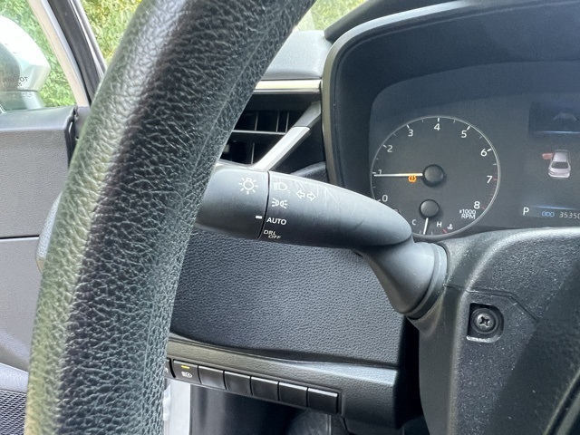 2024 Toyota Corolla LE photo 6