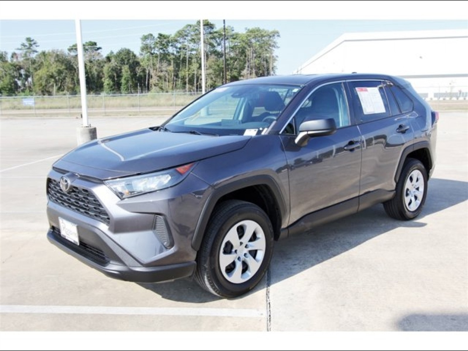 2022 Toyota RAV4 LE - 1