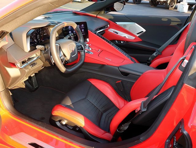 2020 Chevrolet Corvette Stingray 2LT photo 11