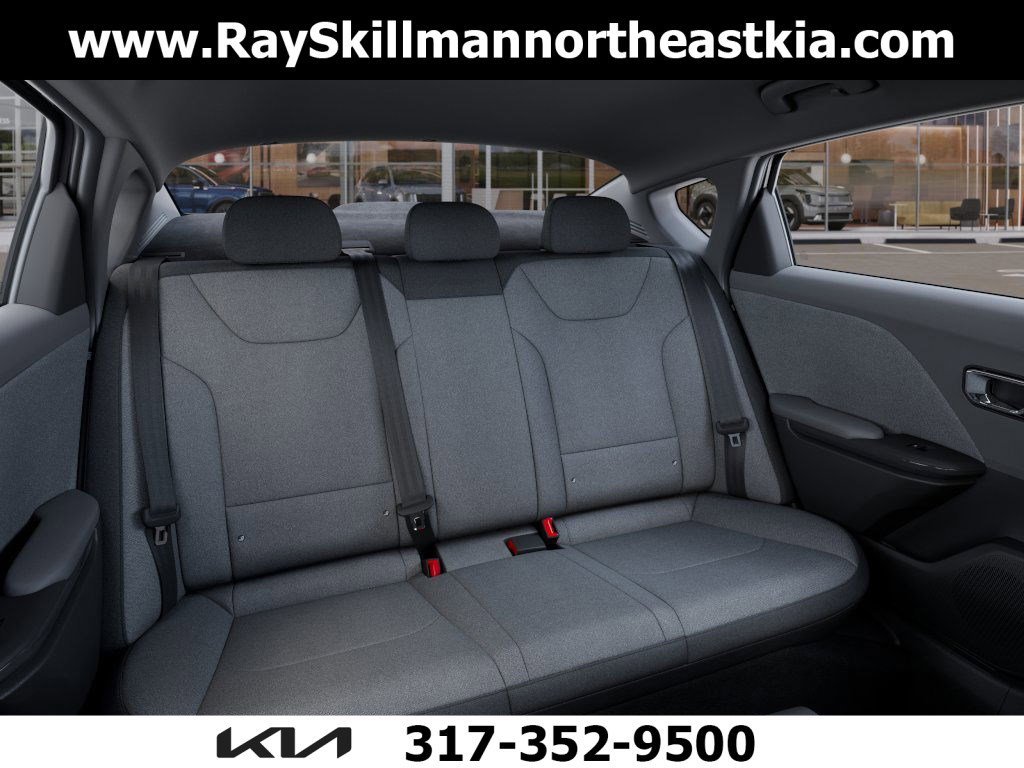 2025 Kia K4 LXS photo 14