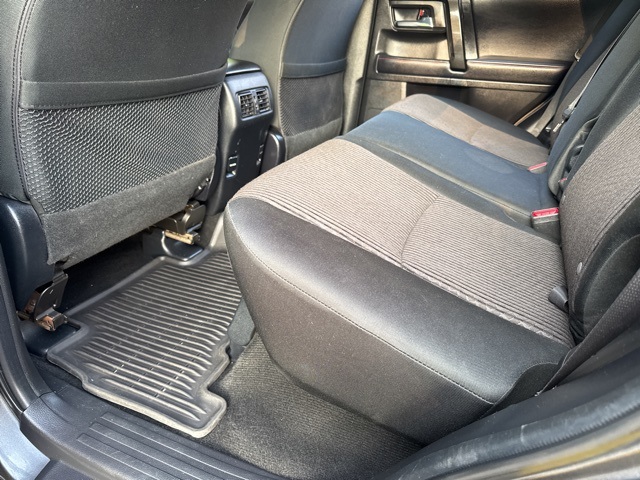 2018 Toyota 4Runner TRD Off-Road photo 19
