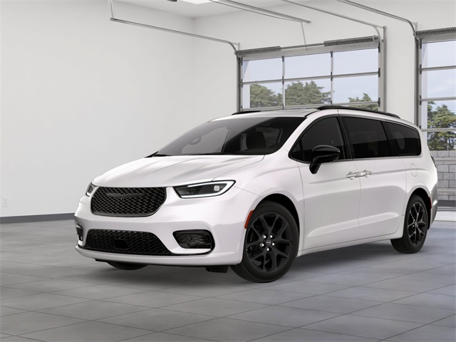 2026 Chrysler Pacifica Limited's photo